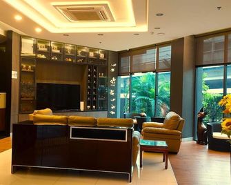 Nest n Rest Hotel - Bangkok - Lobby