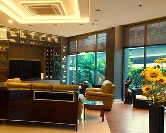 Nest n Rest Hotel - בנגקוק - לובי