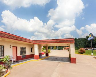 Days Inn by Wyndham Yazoo City - Yazoo City - Building