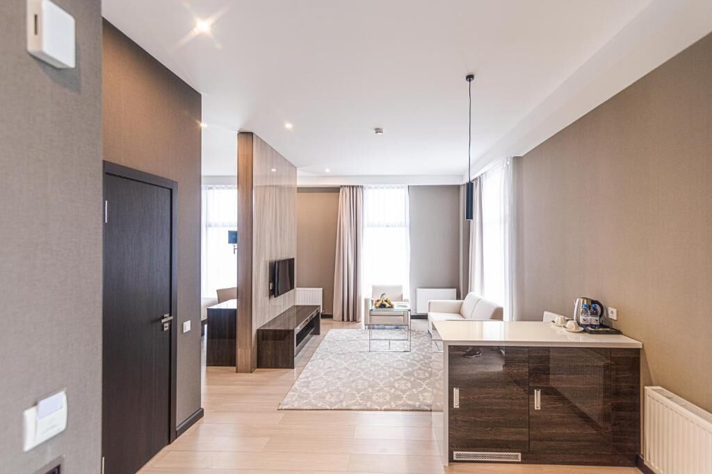 Resident City Hotel - אלמאטי - סלון