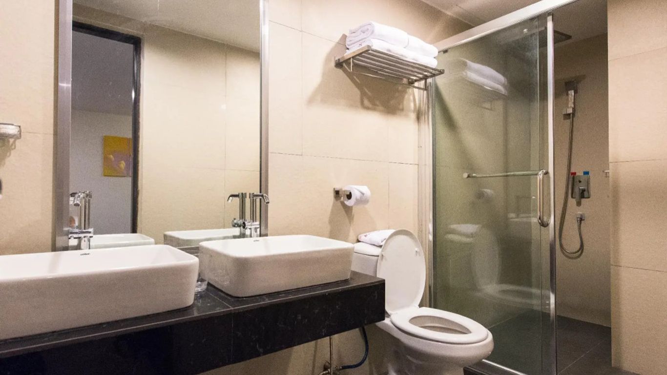 Aston Boutec Hotel Lintas Plaza