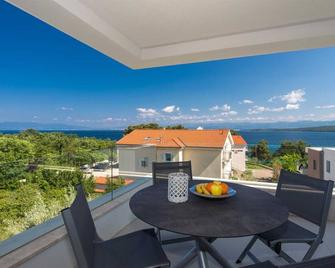 Apartments Niko - Malinska - Varanda