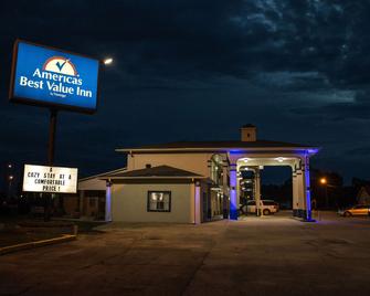 Americas Best Value Inn Monroeville - Monroeville - Building