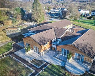 Suite 4 - Sleeping Giant Hotel - Pen Y Cae Inn - Brecon - Byggnad