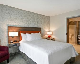 Home2 Suites By Hilton Portland Airport - South Portland - Habitación