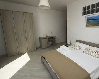 B&b La Piazzetta - Castellabate - Schlafzimmer