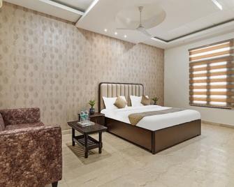 Miranda By Akama Stays - Noida - Camera da letto