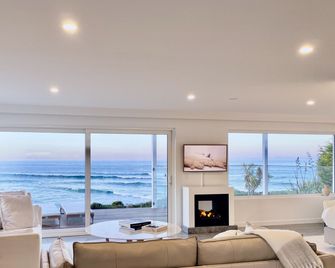 Saltwater Sunrise - Scamander - Sala de estar