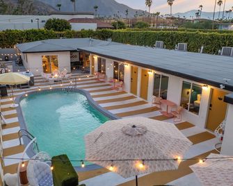 The Mod - Palm Springs - Pool