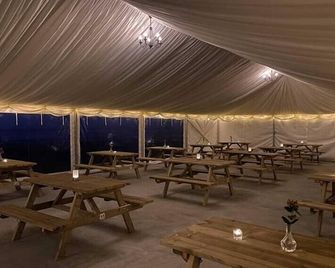 The Saratoga - Waterford - Restaurant