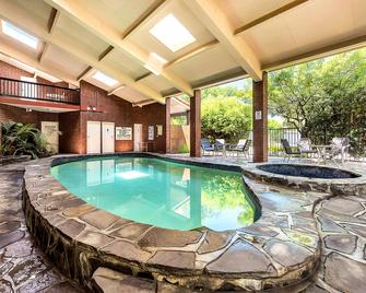 Comfort Inn & Suites Sombrero - Adelaide - Svømmebasseng