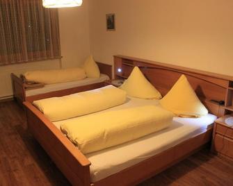 Pension & Restaurant Tsingdao - Horbranz - Ložnice