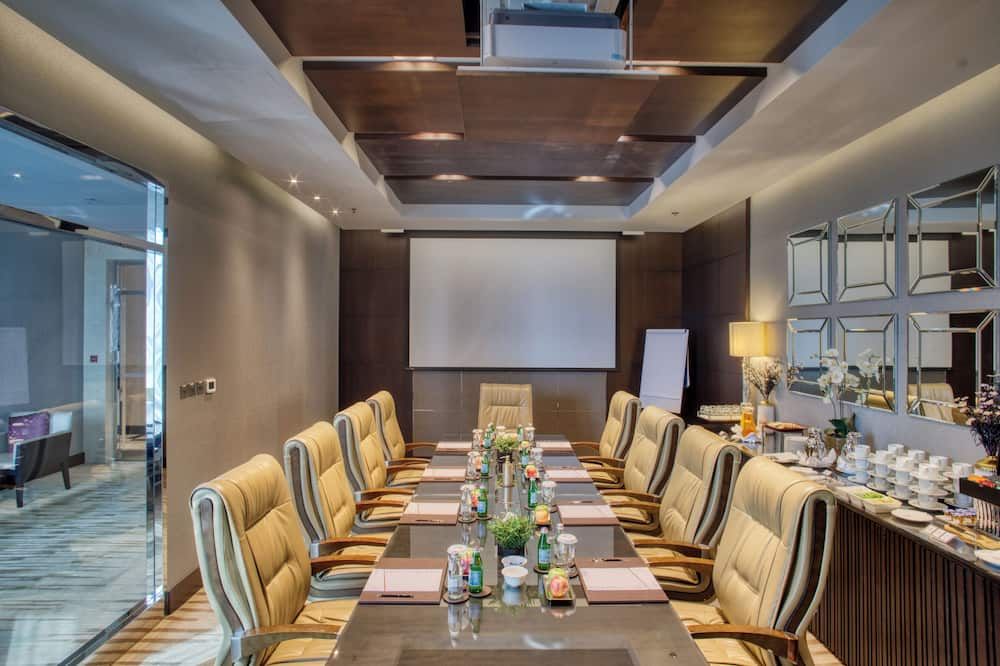 Gulf Executive Residence - מאנאמה - חדר ישיבות