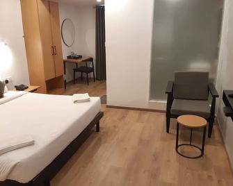 Alana Townhouse - Vijayawada - Bedroom