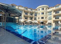 Club Karakas Apart Otel - Marmaris - Bể bơi