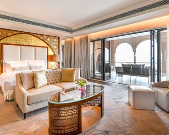 Royal Saray Resort - Manama