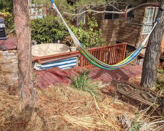 Relax in garden paradise with free views -special 15% weekly discount - BOOK NOW - Oakland - Patio