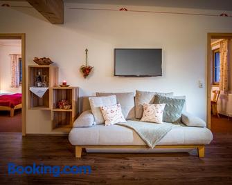 Appartementhaus Speckalm - Sankt Michael Im Lungau - Living room