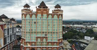 Paya Bunga Hotel Terengganu - Kuala Terengganu - Building