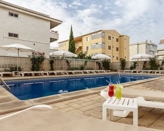 Hotel Golf Beach - Khu nghỉ mát Santa Ponsa - Bể bơi