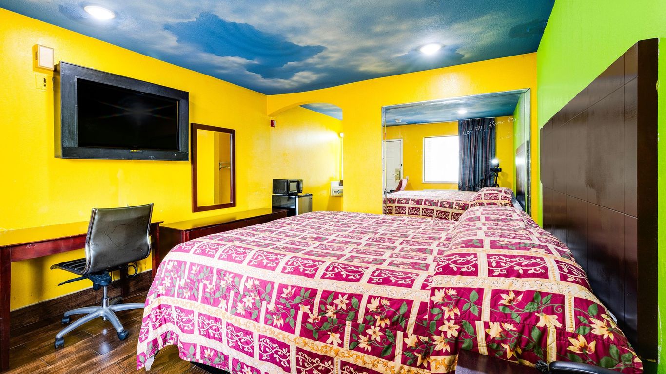 Hotel O Luxury Inn Channelview Baytown I-10