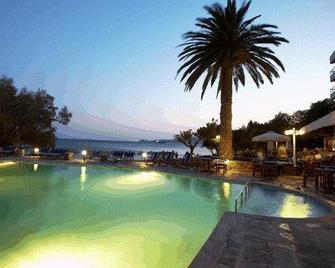 Apollon Suites Hotel Κάρυστος - Κάρυστος - Πισίνα