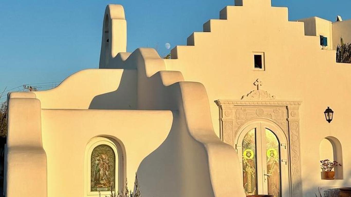 Eleni's Village Suites