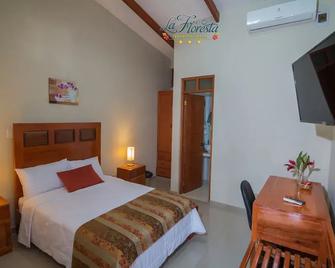 La Floresta Tarapoto Hostal - Tarapoto - Schlafzimmer