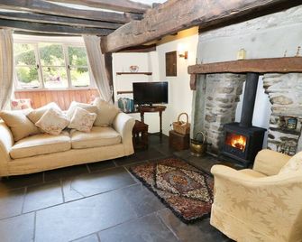 Rose Cottage - Broughton-in-Furness - Living room