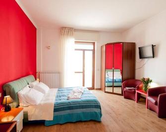 Leccesalento Bed And Breakfast - Lecce - Bedroom