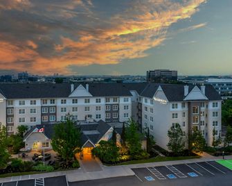 Residence Inn by Marriott Toronto Markham - Markham - Building