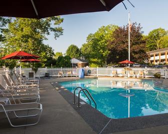 The Milestone - Ogunquit - Piscina