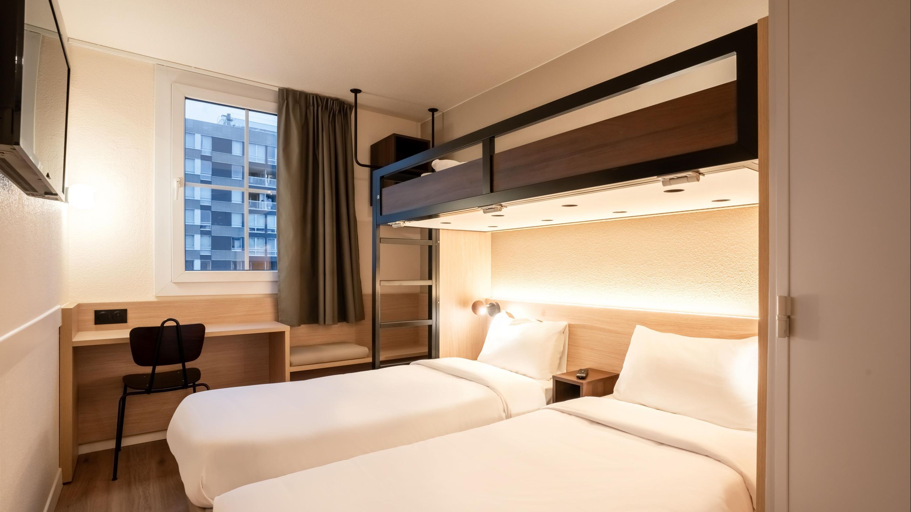 Premiere Classe Paris Ouest - Pont De Suresnes - Suresnes - Chambre