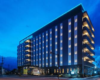 Hotel Route-Inn Shinano Omachi Ekimae - Ōmachi - Gebäude