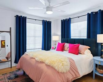 Stylish & Lux Stay, Walk to Top Eats & Pickleball - Austin - Habitación