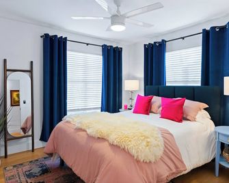 Stylish & Lux Stay, Walk to Top Eats & Pickleball - Austin - Habitación