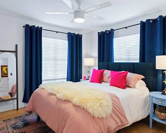 Stylish & Lux Stay, Walk to Top Eats & Pickleball - אוסטין - חדר שינה