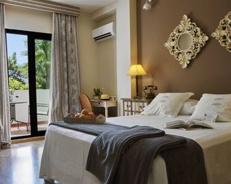 B bou Hotel La Viñuela & Spa - Viñuela - Habitación