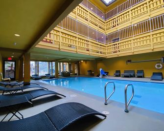 ذا أكوا باسيفيك هوتل - سانتا كروز (كاليفورنيا) - حوض السباحة