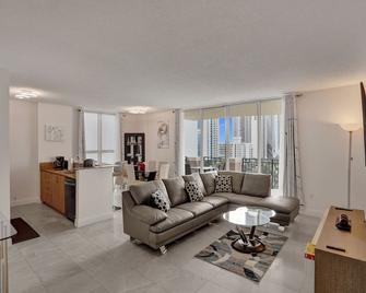 King David Condominium Sunny Isles Beach - Sunny Isles Beach - Living room