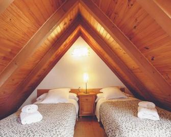 Petit Verneda - Casau - Habitación