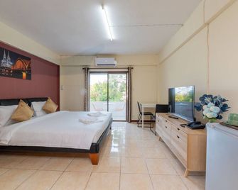 Hillside Resort - Pattaya - Bedroom