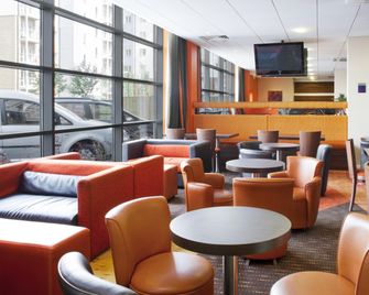 Holiday Inn Express Slough By IHG - Slough - Restaurant