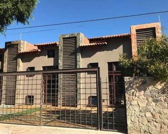 Casa Ndomi - Valle de Bravo - Building