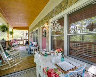West Jefferson Vacation Rental Near River - West Jefferson - Patio
