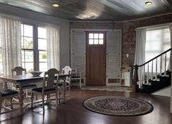 Loft-style Villa near Pensacola Dam on Grand Lake! - Disney - Dining room