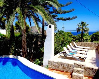 Dreamy chalet under palm trees, sea view, private pool, near bay - Capdepera - Piscine