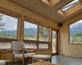 Luxury Log Home at Foot of Mt. Princeton - Nathrop - Sala de estar