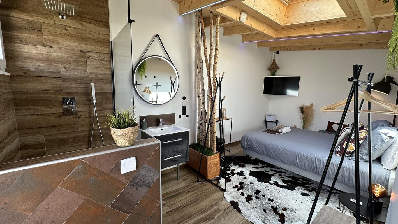 La Villa d'Hélène 2 - Chambres d'hôtes BnB et Appartements - Cluses