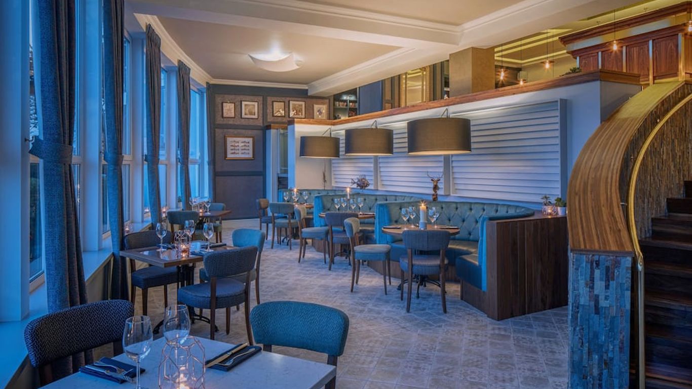Garryvoe Hotel